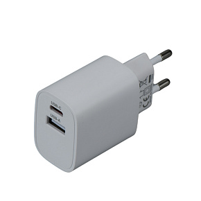 iGET PA20 - napájací adaptér USB-A (10 W) a USB-C (20 W), univerzálny a pre tablety iGET iGET PA20 - napájací adaptér USB-A (10 W) a USB-C (20 W), univerzálny a pre tablety iGET