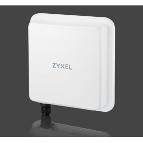 Zyxel FWA710, 5G Outdoor Router,Standalone/Nebula with 1 year Nebula Pro License, 2.5G LAN