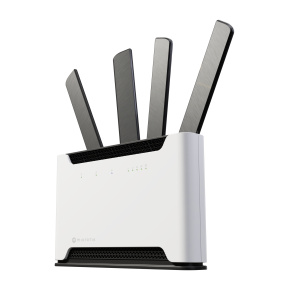 MIKROTIK RouterBOARD Chateau 5G ax + L4 (1800MHz; 1GB RAM,1x 2,5GLAN + 4xGLAN switch, 1x 2,4+5GHz 802.11ax,  5G plastic case, zdro
